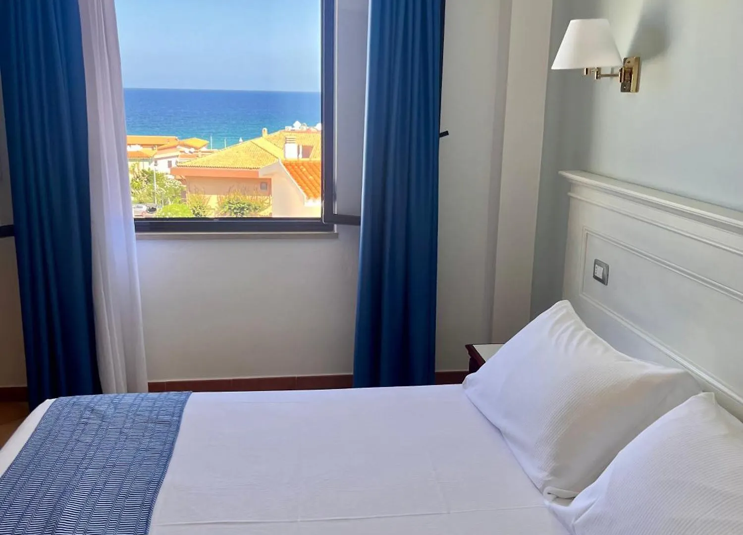Best Western Hotel Blumarea Castelsardo 4*,