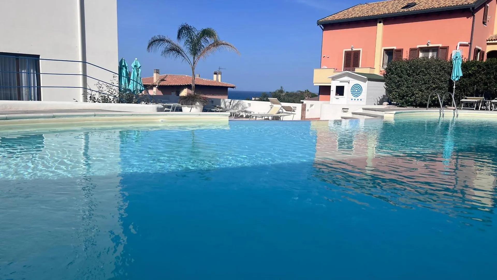 Best Western Hotel Blumarea Castelsardo 4*,